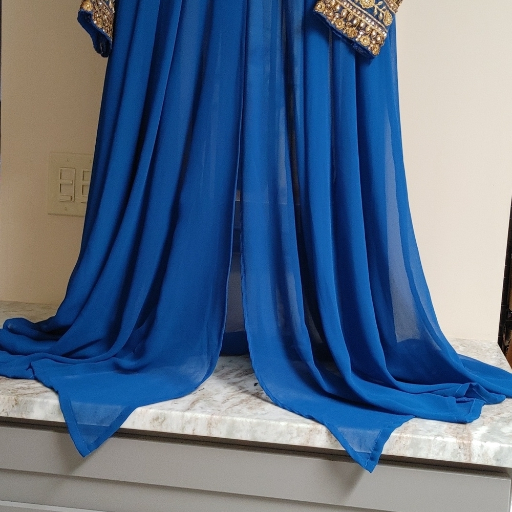 VTG Dramatic Chiffon with Gold Lamé Open Front Dress Size 2-6 - Picture 5 of 13